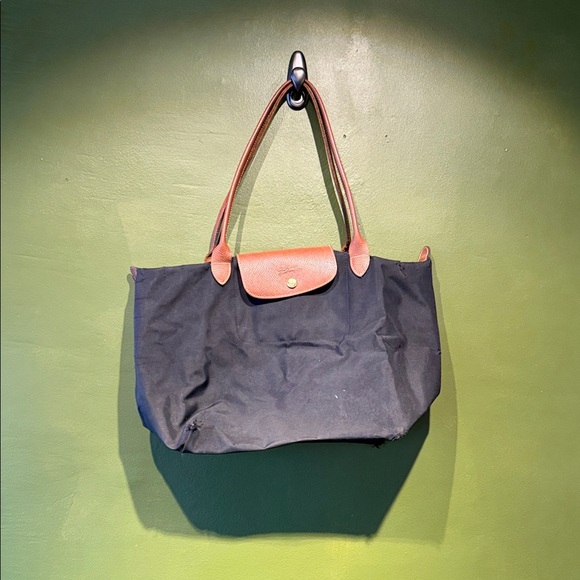 Longchamp Handbags - Longchamp Le Pliage Tote Bag